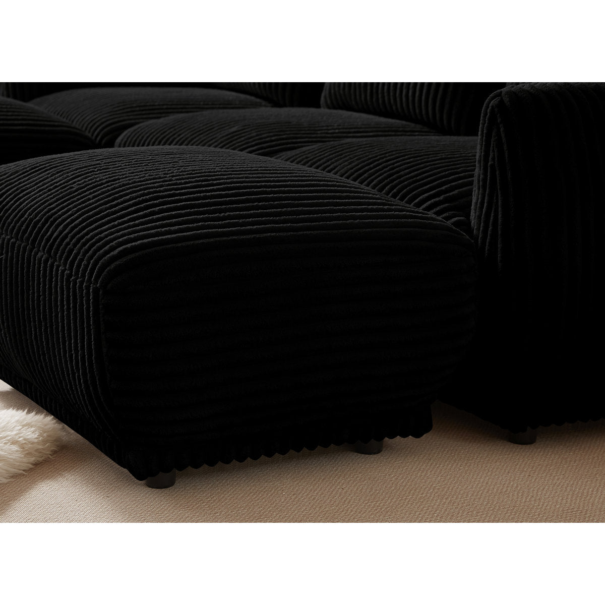 4 - Piece Upholstered Sectional